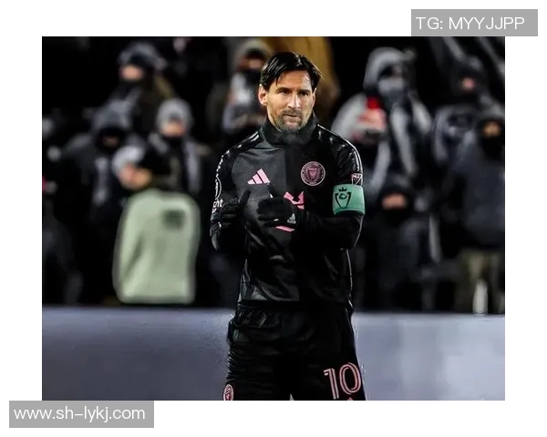 历史足球巨星实力排名前十盘点 谁是足坛真正的王者